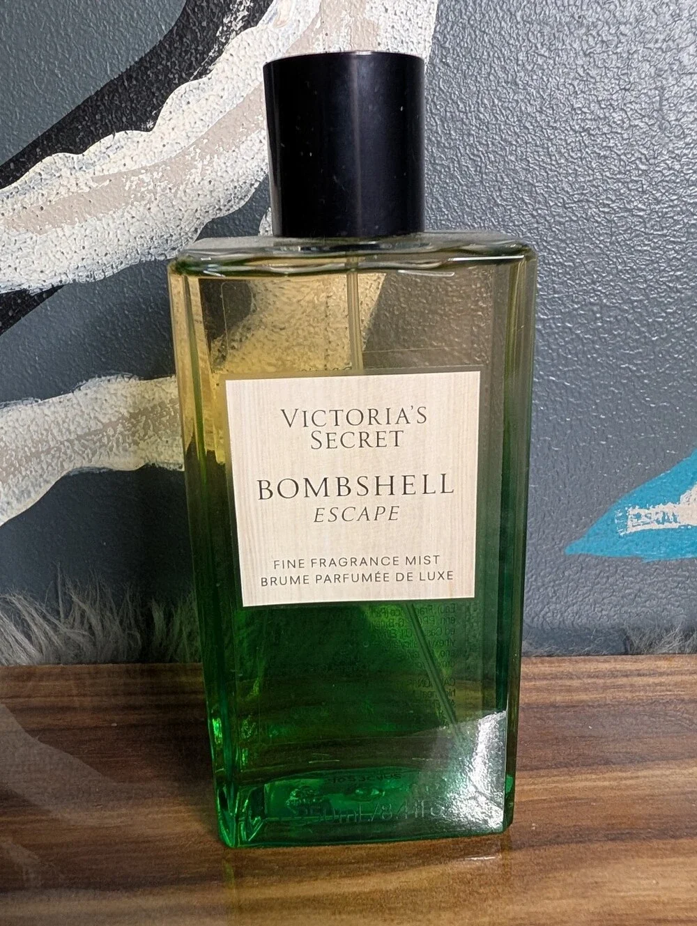 Victoria's Secret Bombshell Escape Fine Fragrance Mist